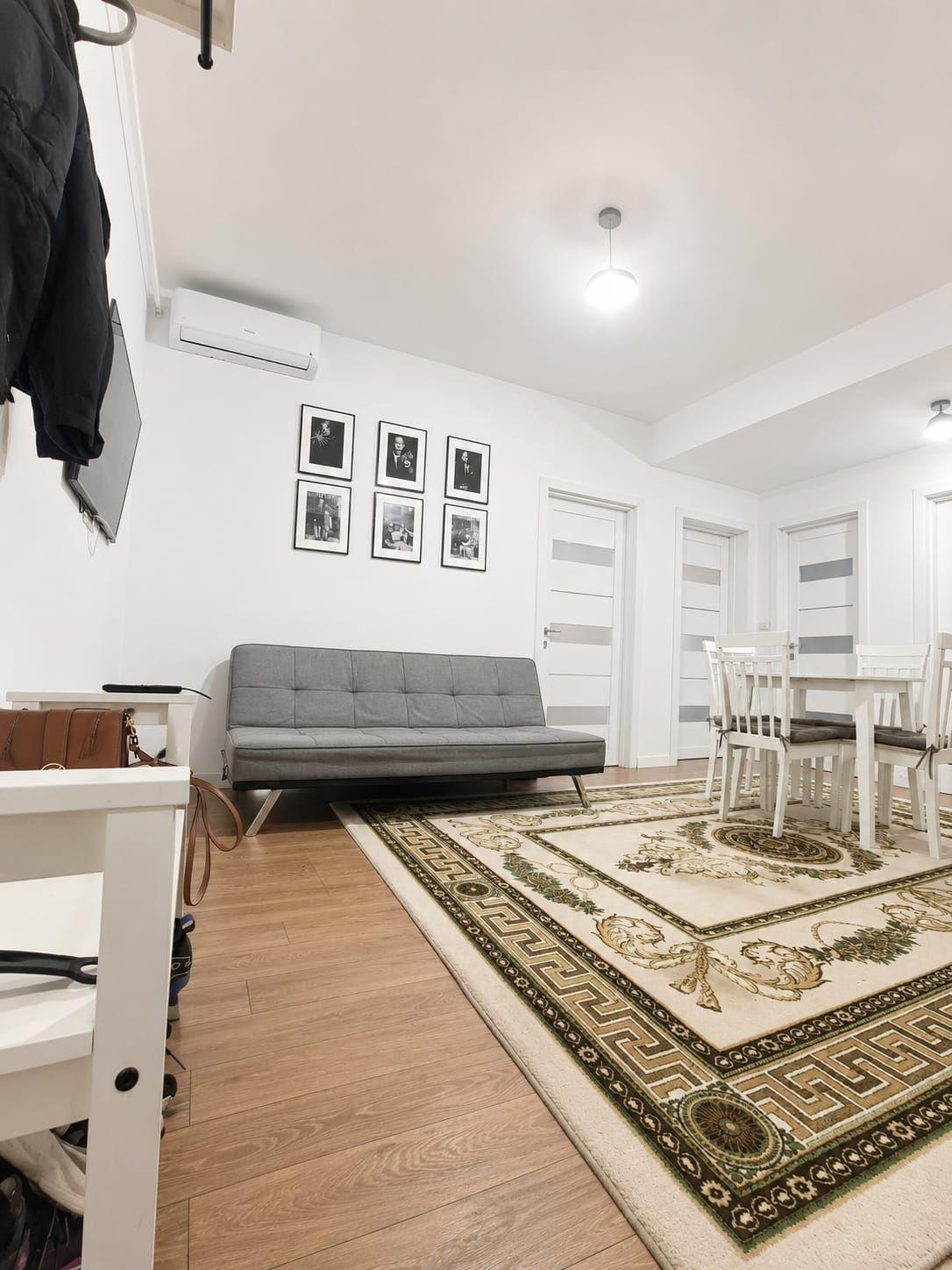 Apartament 3 camere cu Parcare Bloc nou Pârneava