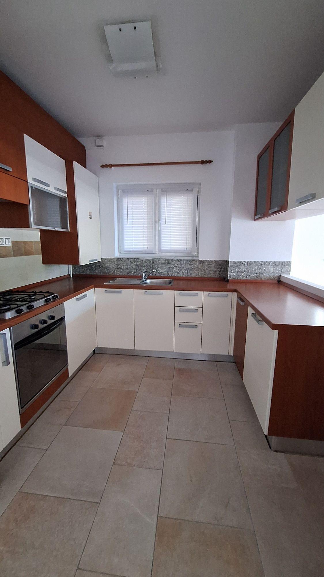 Apartament 2 camere in zona Subcetate