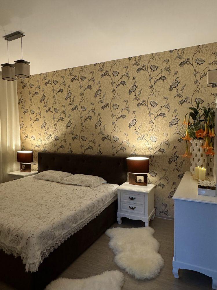 Apartamenr 3 camere Uta Ared