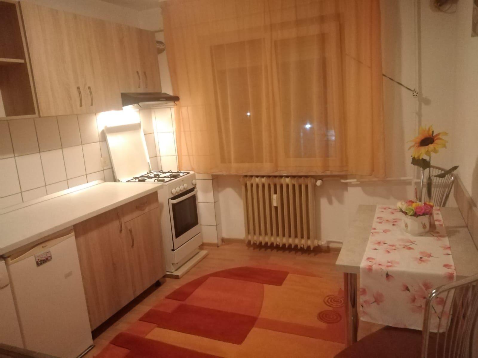 Inchiriez apartament 1 camera