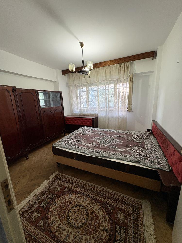 Vand/Inchiriez apartament pe unirii sud