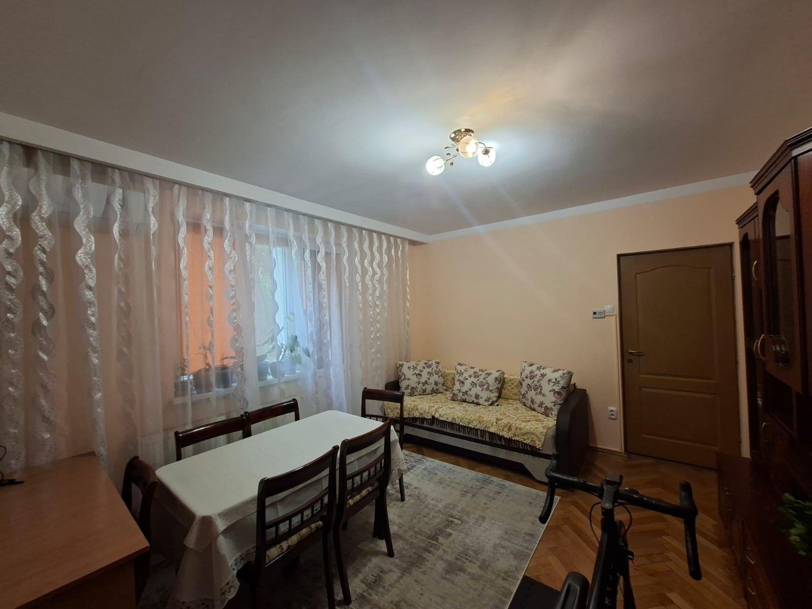 Apartament 3 cam.  zona Cedonia, 50 mp utili