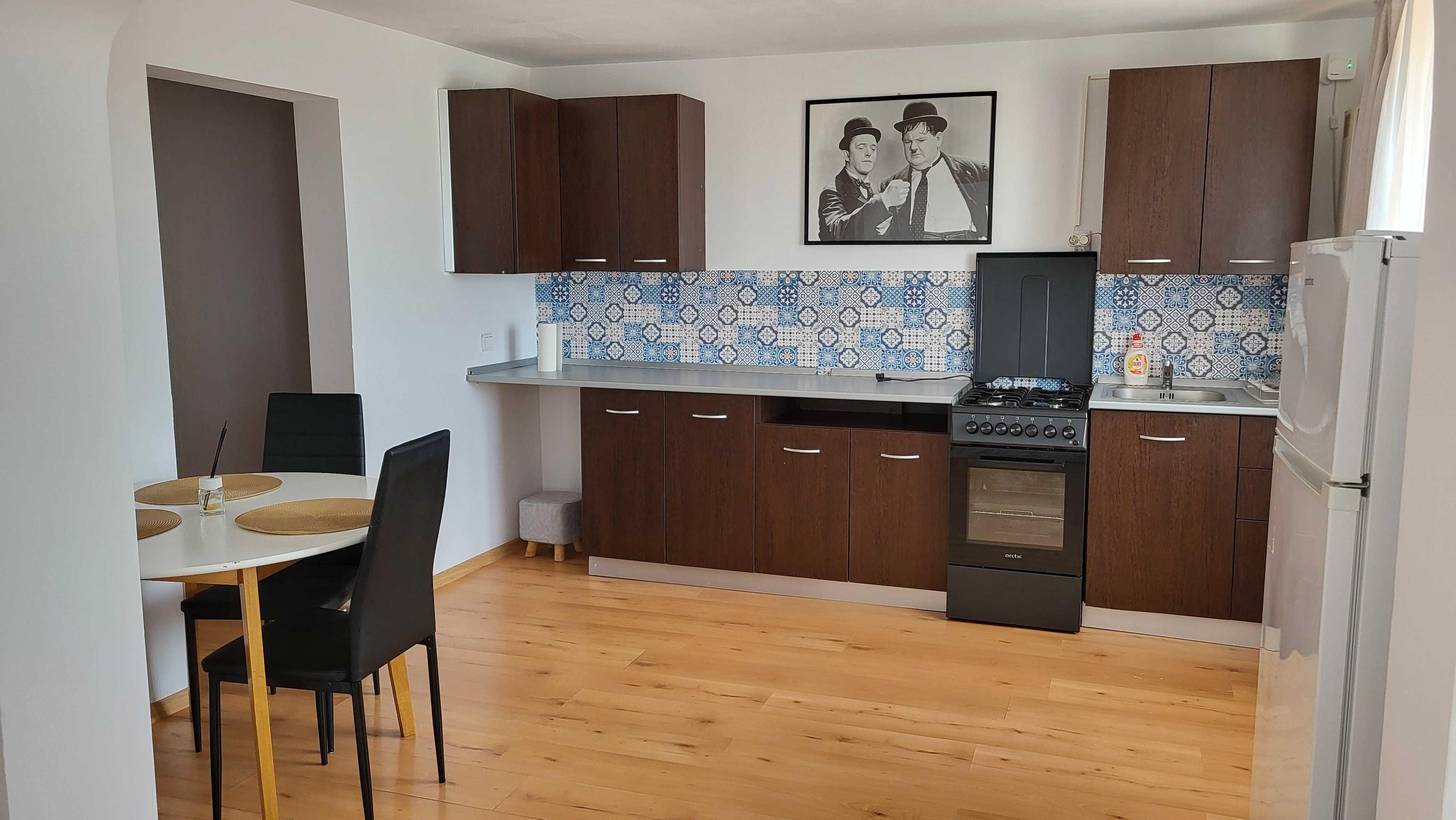 Apartament 2 camere de închiriat zona Rahovei