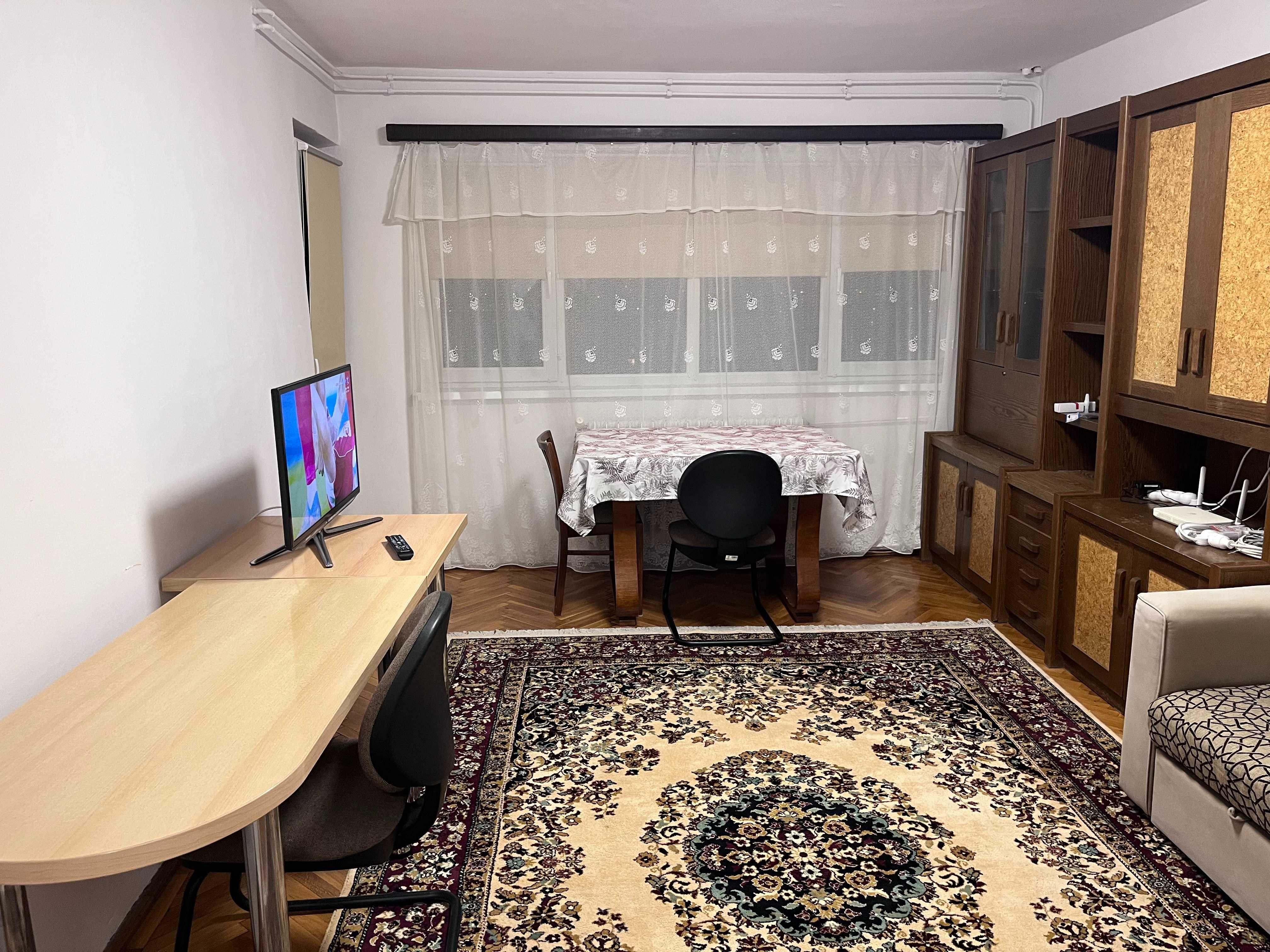 Inchiriez apartament 2 camere
