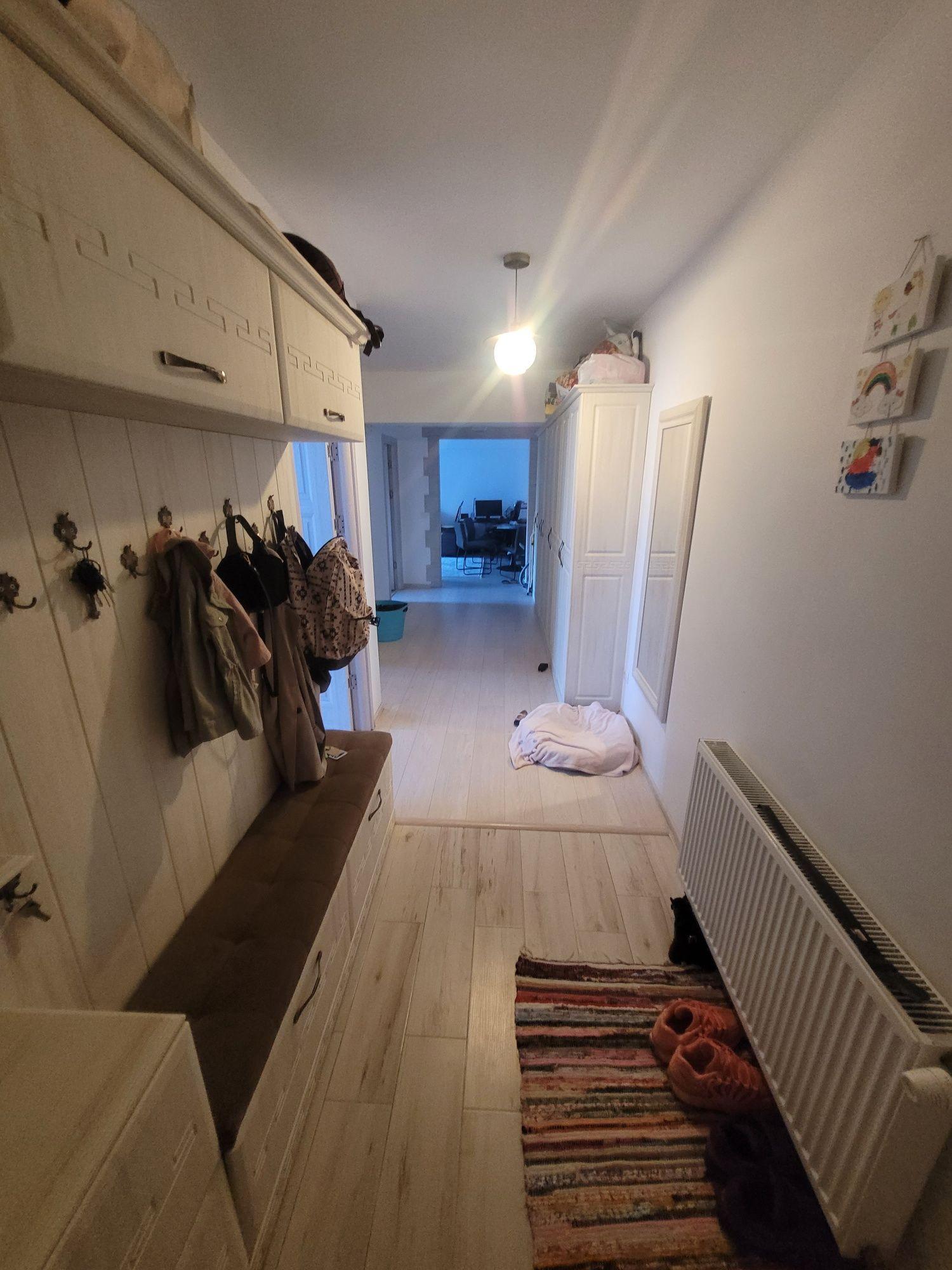 Apartament 2 camere decomandat 62.5 mp + parcare + boxă | Proprietar