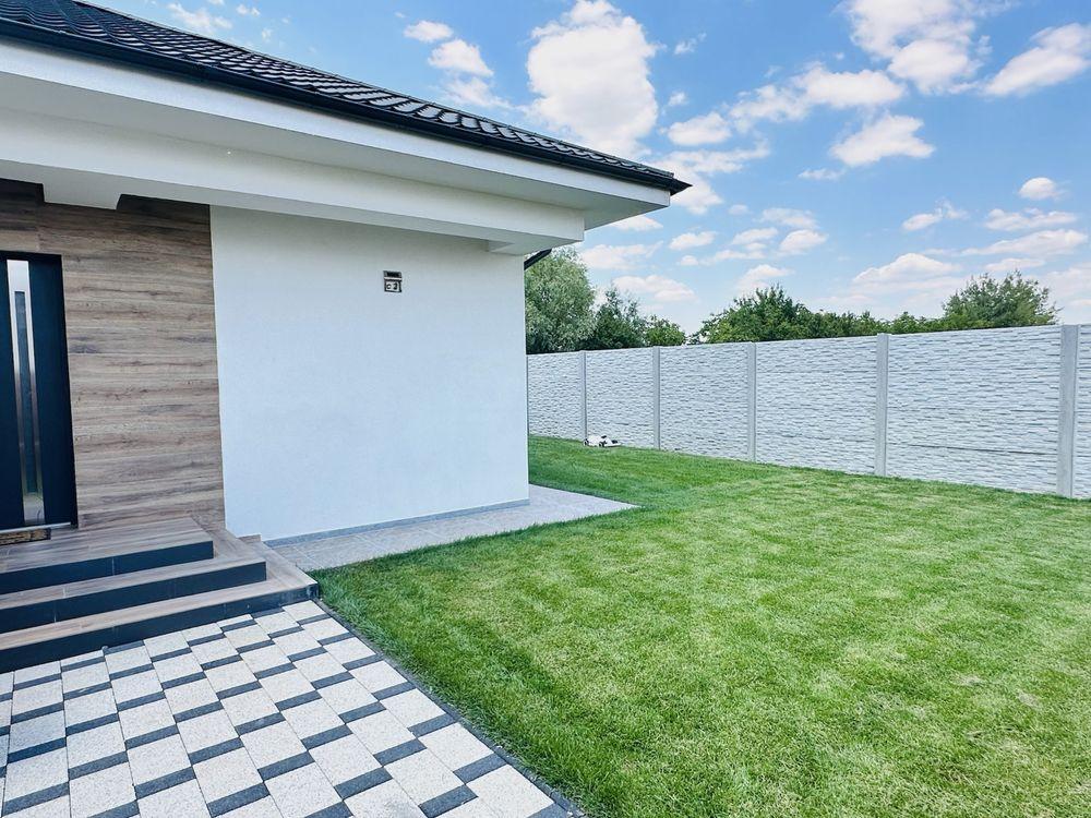 Casa moderna Tunari –  Chirie termen lung 1750 euro/De vanzare 315.000 €, teren 440 mp