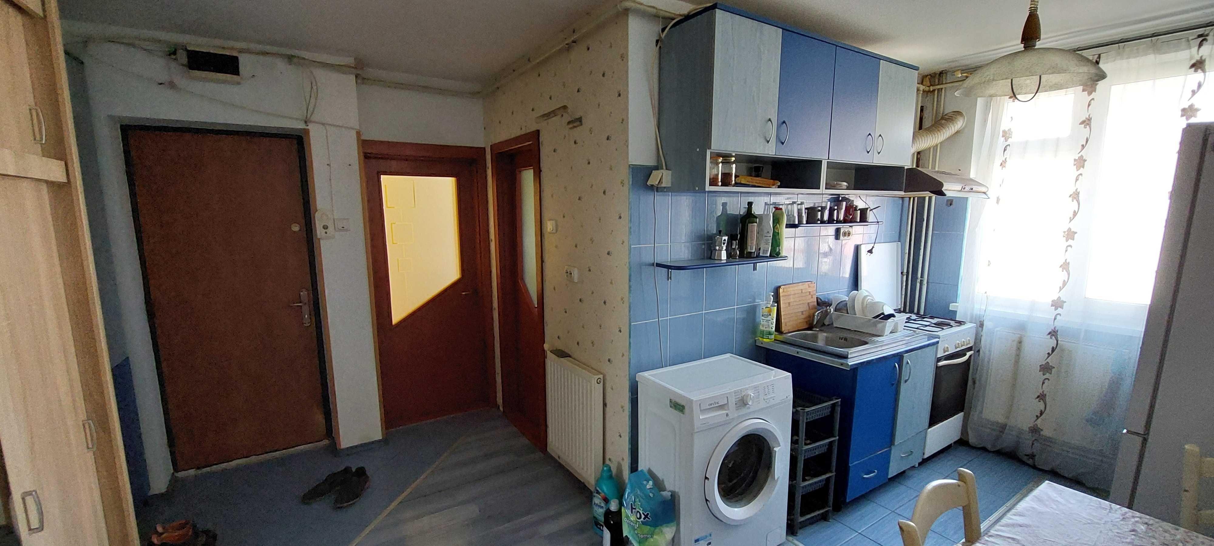 Vand apartament 2 camere cartier Precista - imagine 1