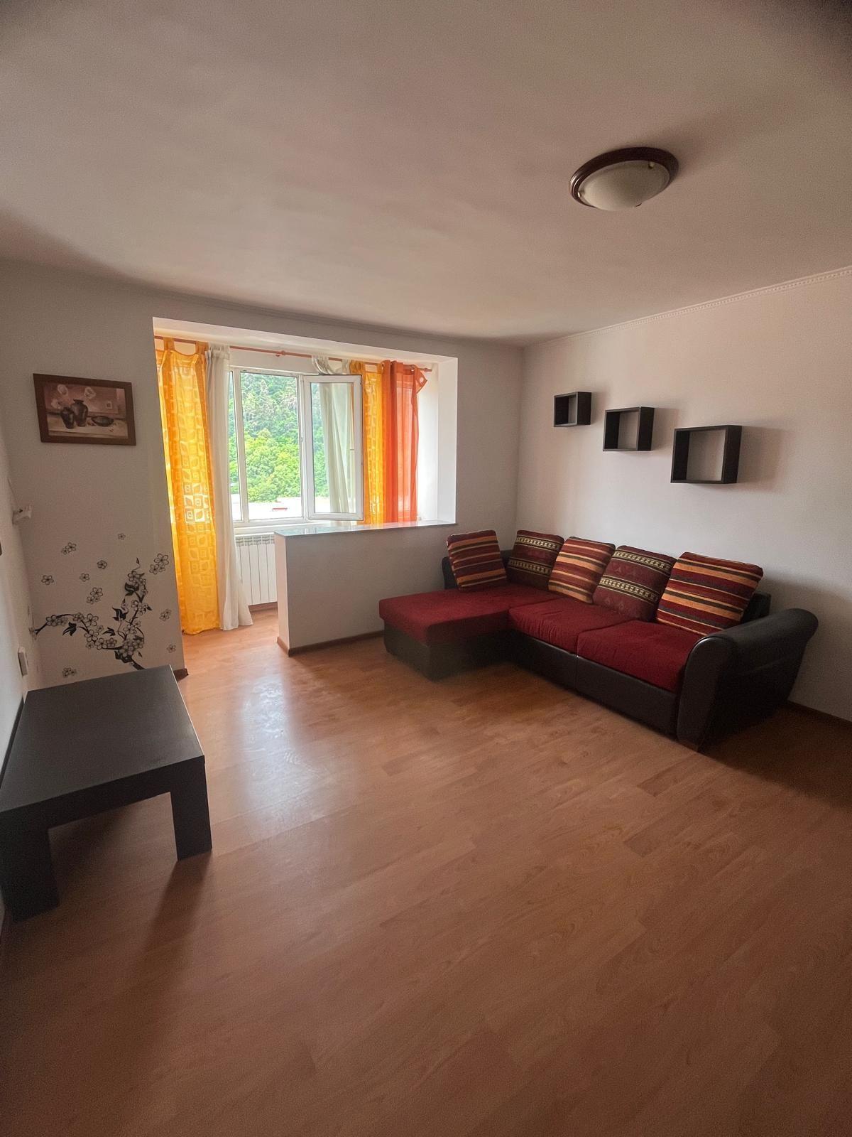 Vând/Schimb apartament 3 camere - imagine 1