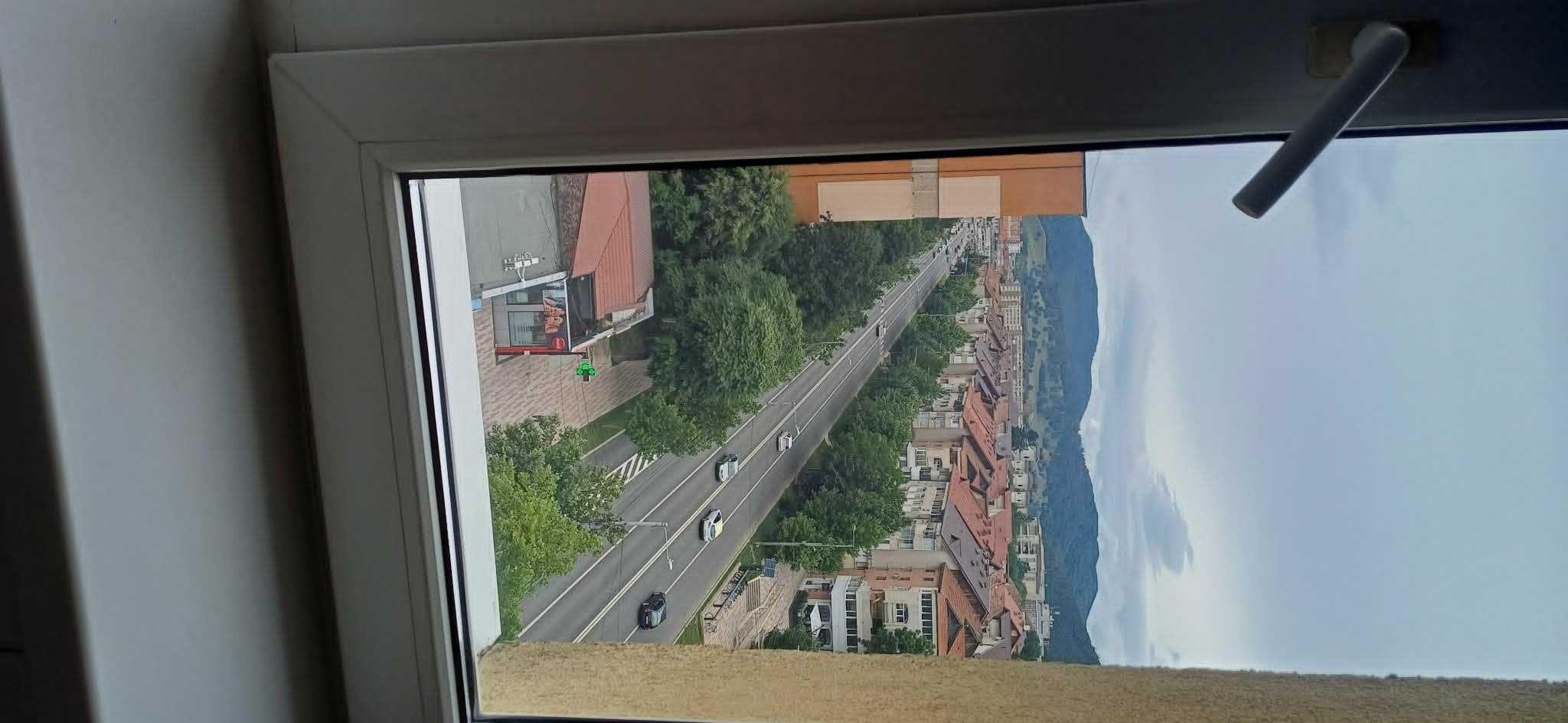Proprietar | Ap. 4 camere, 87 mp util, Bvd. Traian (Bl. H4) - Priveliște deosebită + Boxă