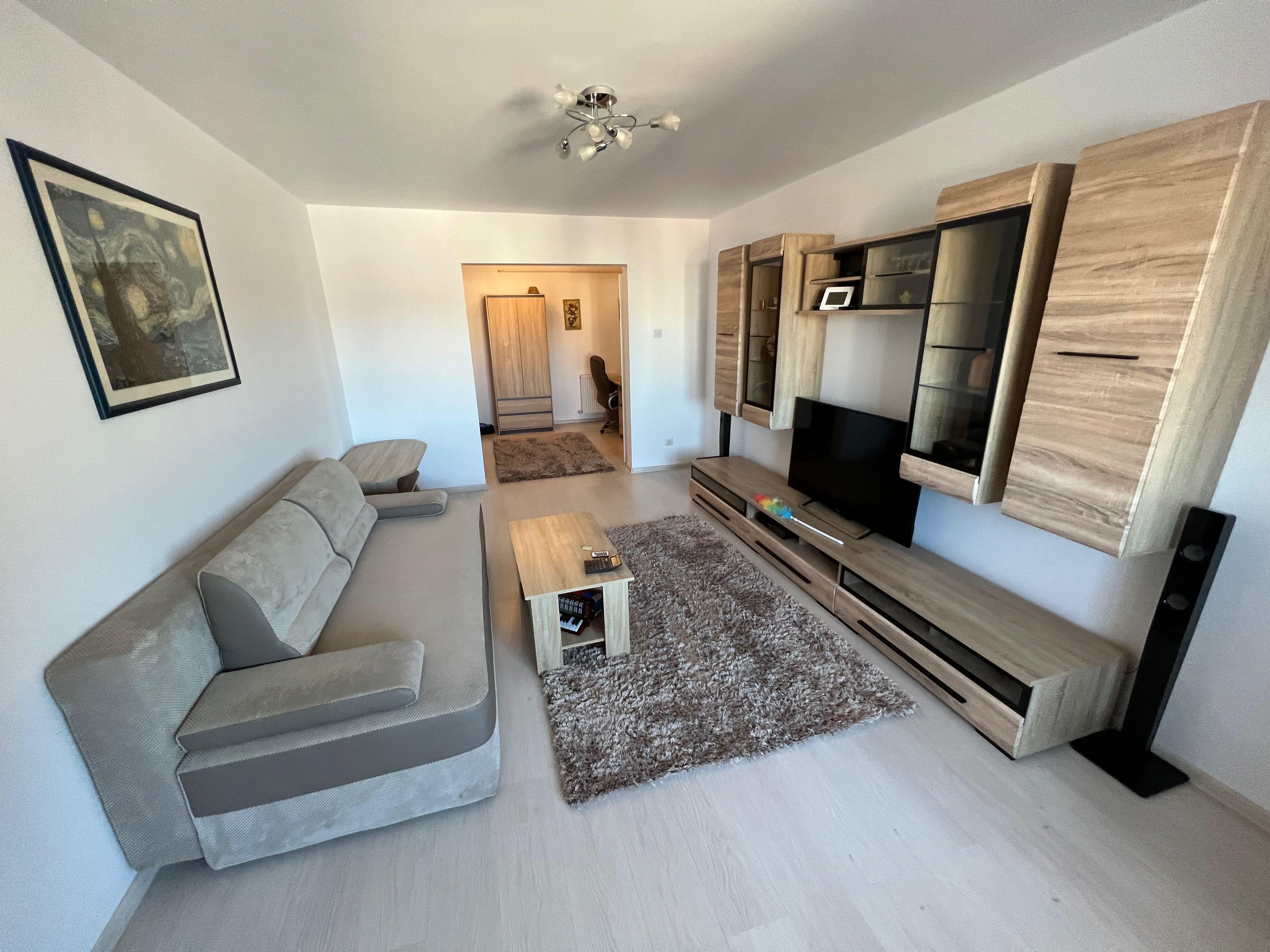 Proprietar inchiriez apartament 2 camere central (mobilat si utilat) - imagine 1