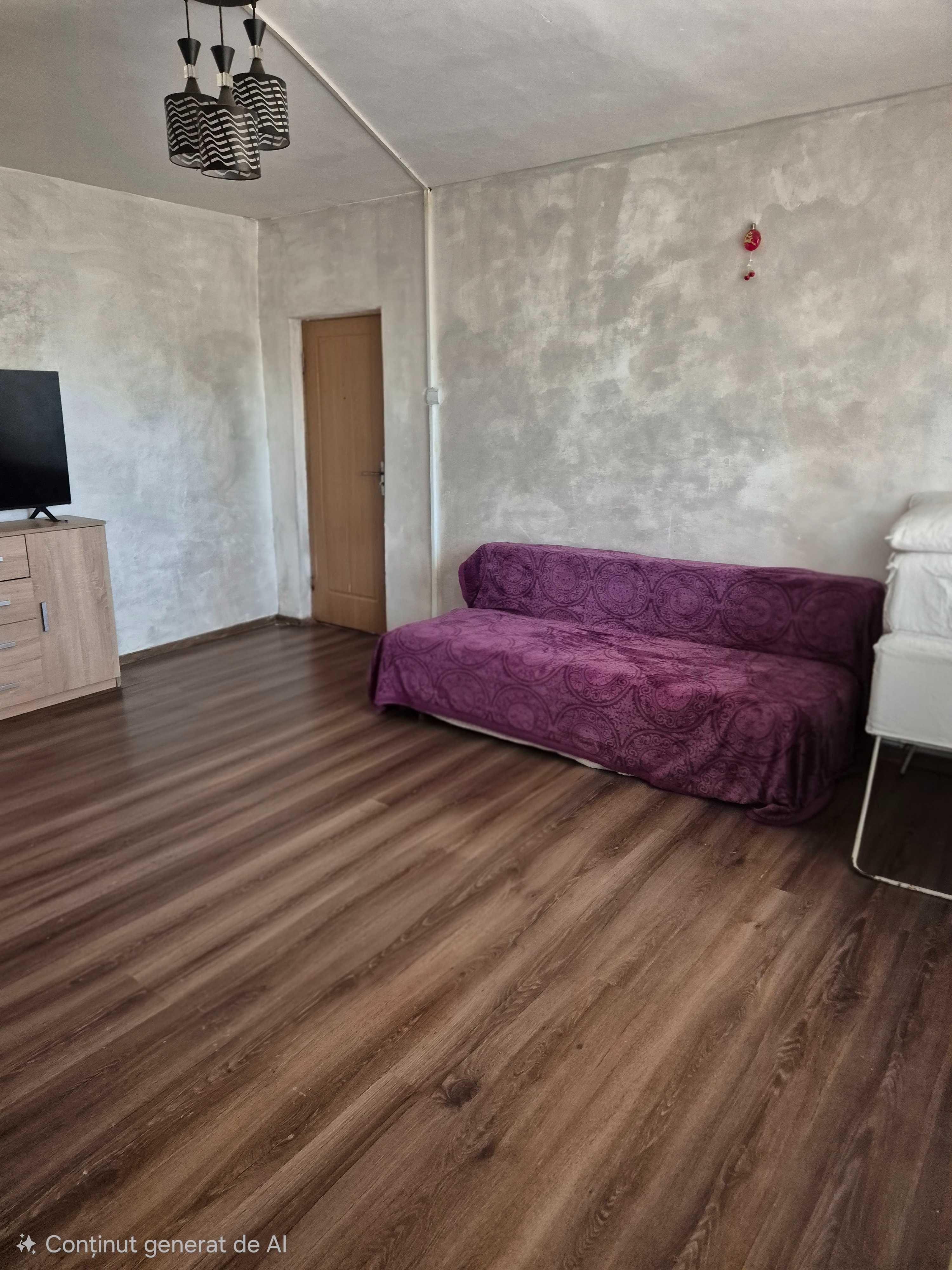 Vand apartament  2 camere