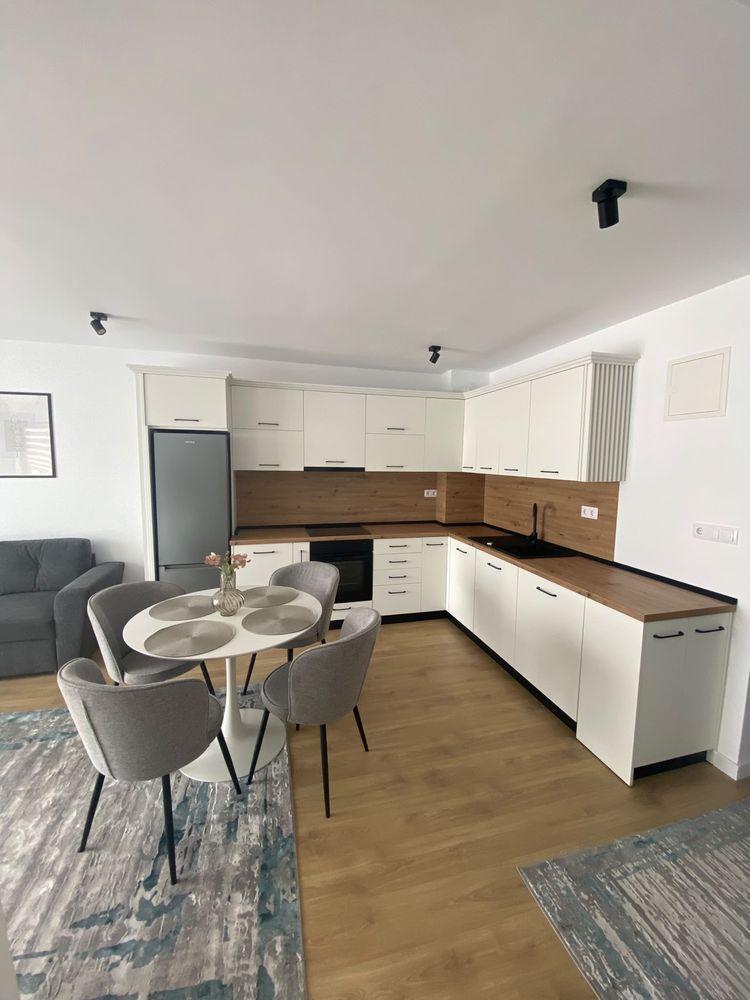 Apartament de inchiriat