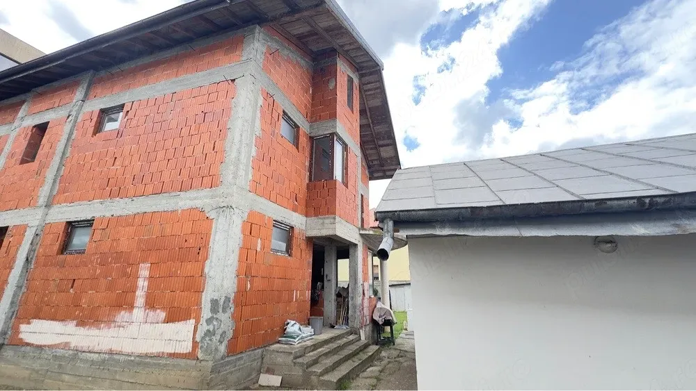 Casa de Vanzare