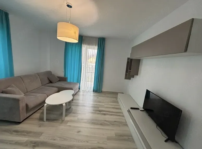 Inchiriez apartament 2 camere Eroilor | Parcare inclusa