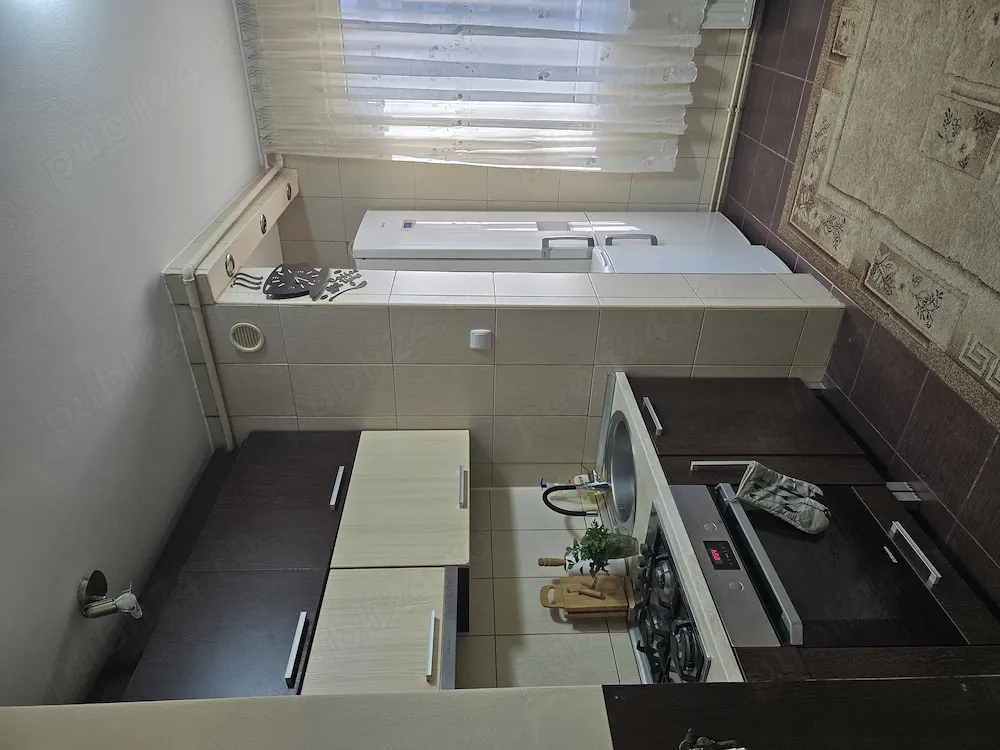 Vand apartament 2 camere