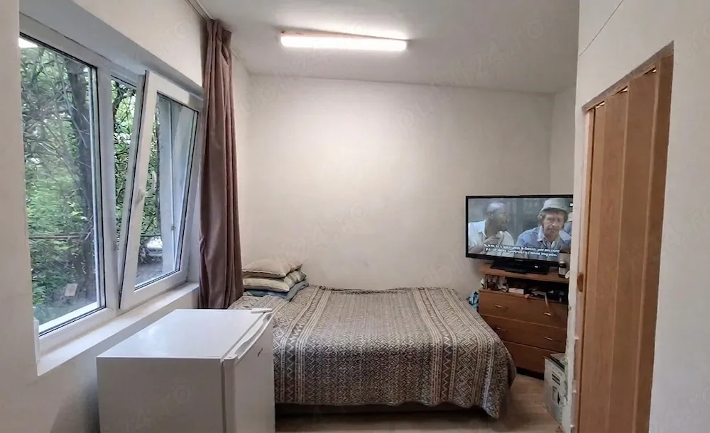 Camera de camin cu baie