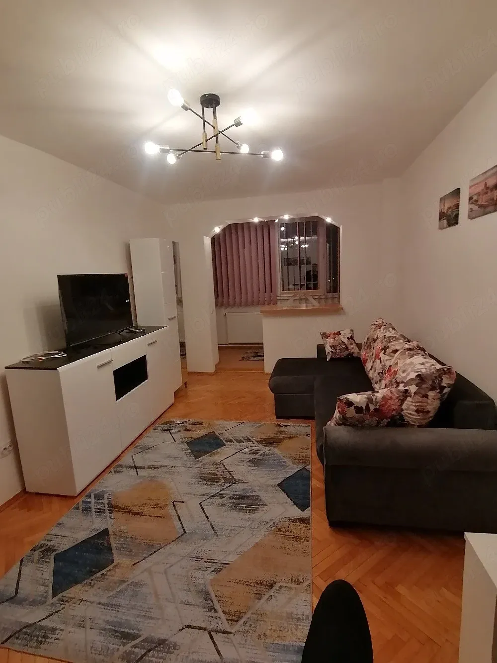 Caut colegă de apartament în zona Vlahuță (ITC)