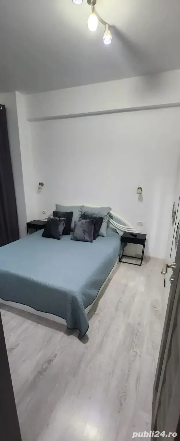 Inchiriez apartament termen scurt