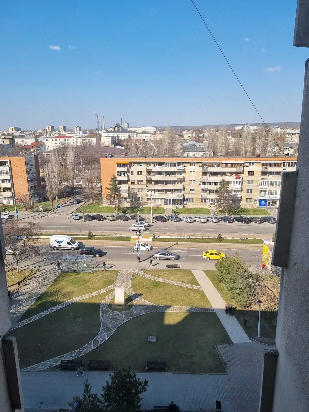 Apartament cu 4 camere zona Rotonda