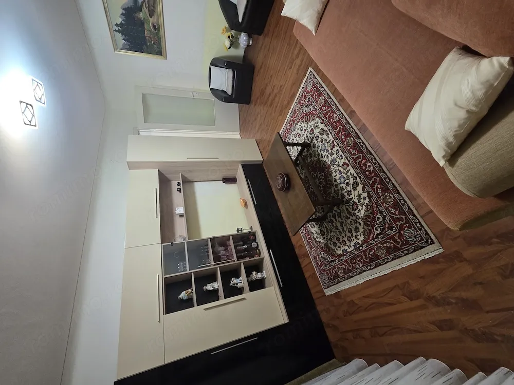 Apartament 2 camere semidecomandate, Craiova, Craiovita Noua zona Cinematograf