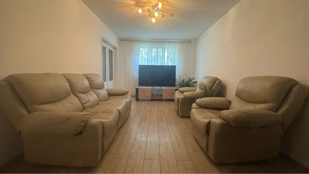 vand apartament cu 3 camere Piata Garii - Rovine