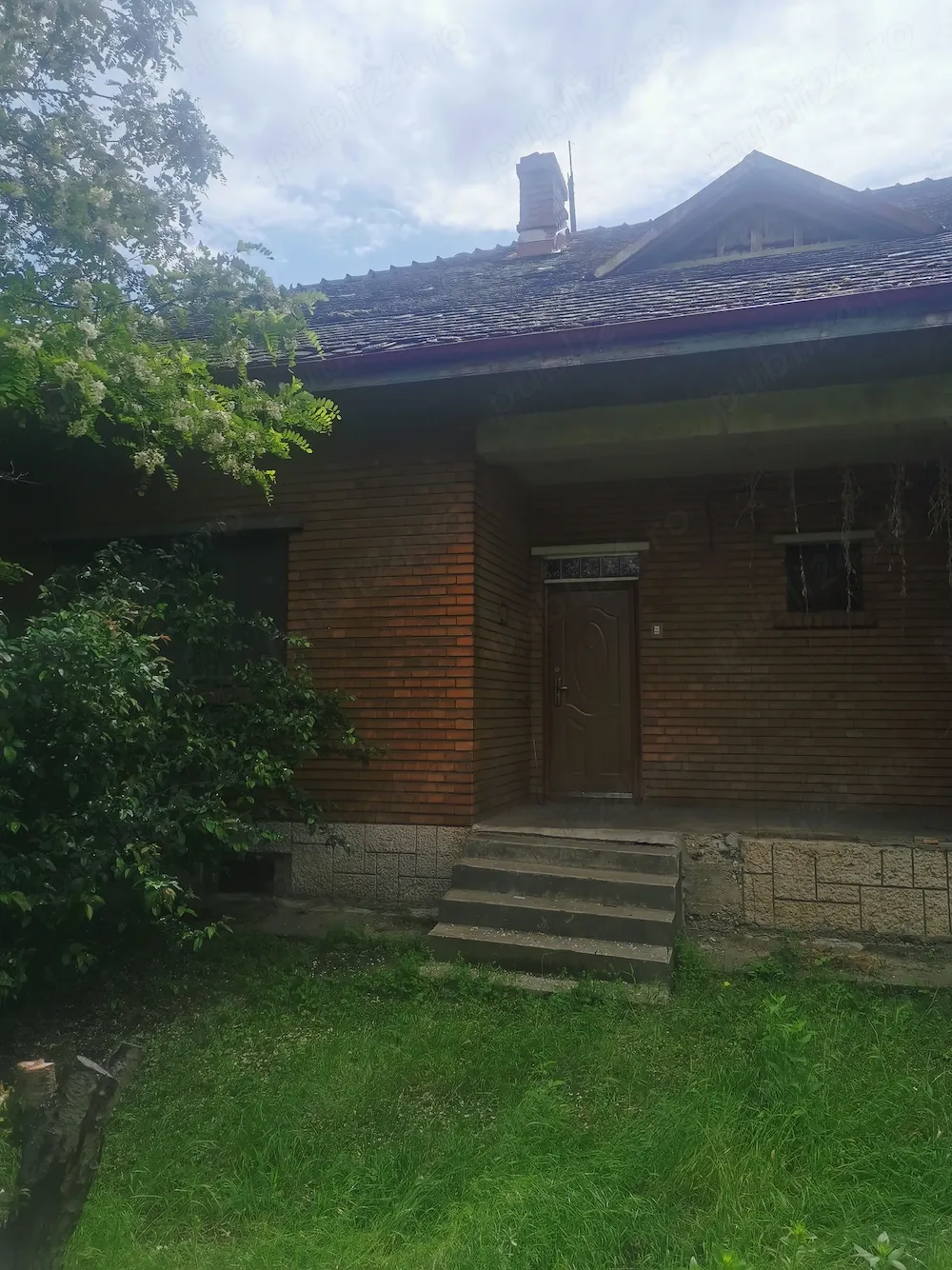 Casa de vânzare
