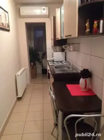 Inchiriez garsoniera Rogerius începând cu 1 iulie