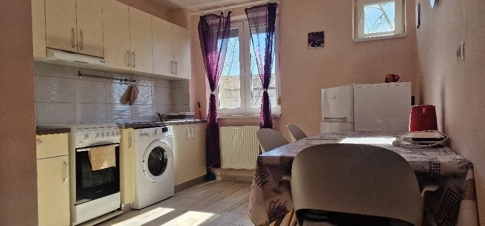 Apartament spre inchiriat - imagine 1