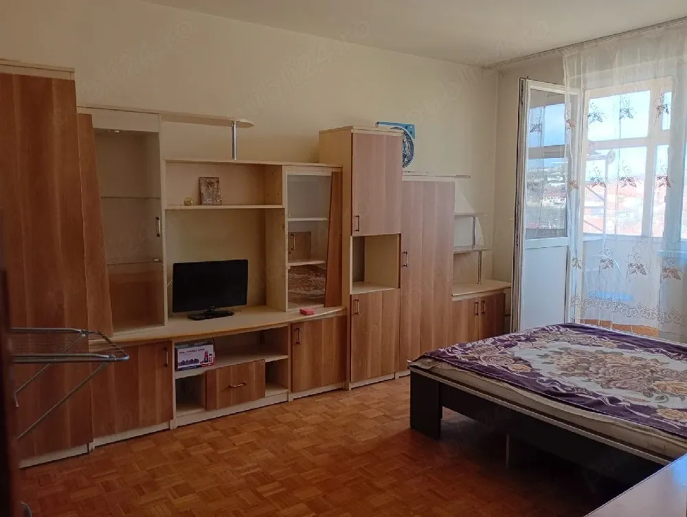 Apartament 2 cam de închiriat