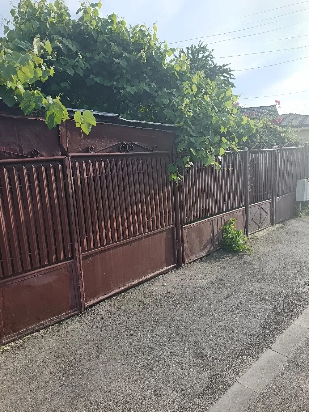 Casă de vânzare în MIHAI BRAVU