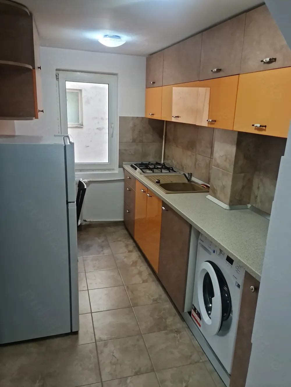Inchiriere 2 camere Piata Victoriei - mobilat - utilat complet
