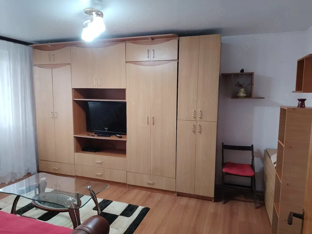 Închiriez ap 2 camere renovat zona B-dul M. Averescu - Arcul de Triumf