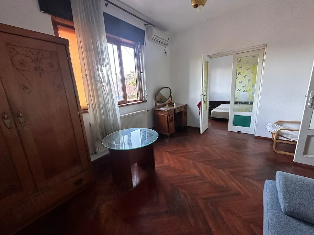 Apartament de inchiriat pret f bun!