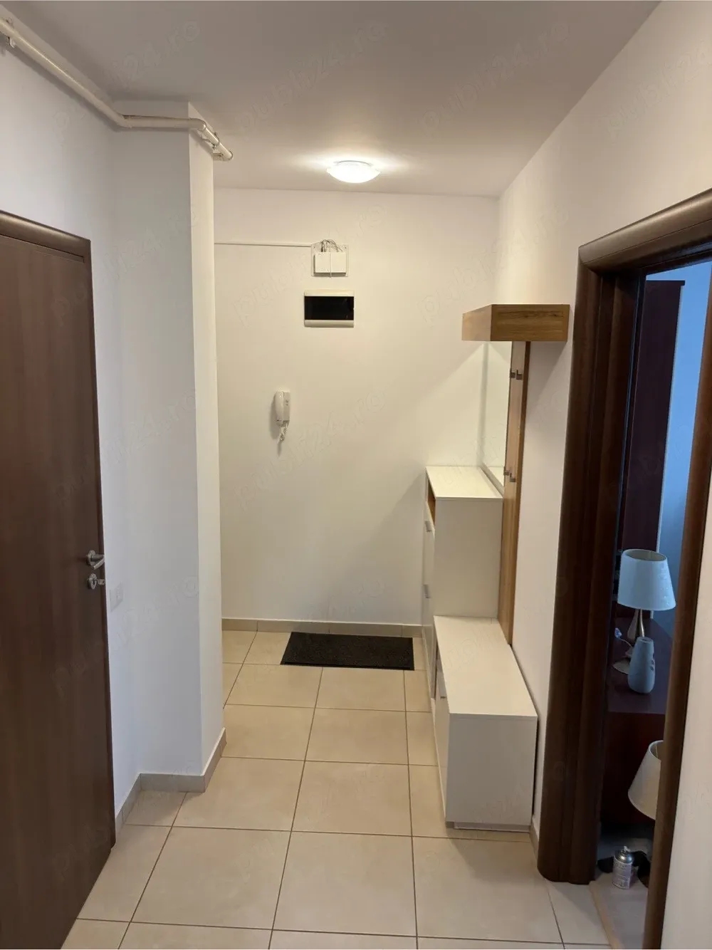 inchiriez apartament 2 camere
