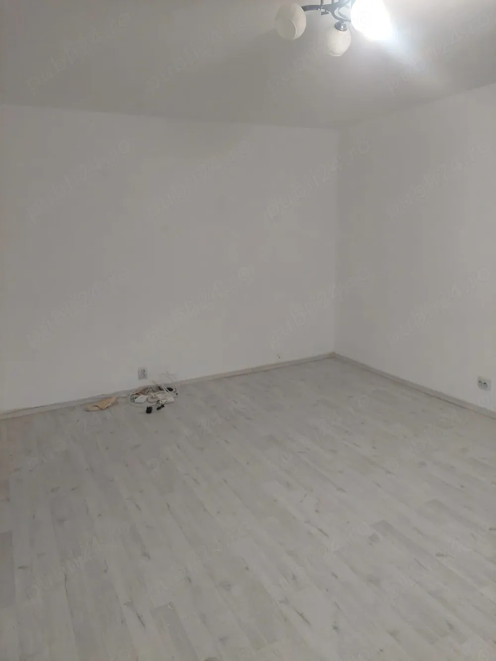 Inchiriere apartament 3 camere
