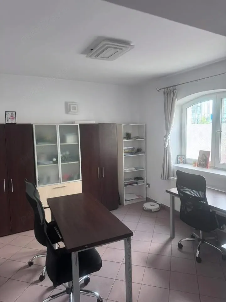 Vila 7 camere   200 mp Particular  One Cotroceni