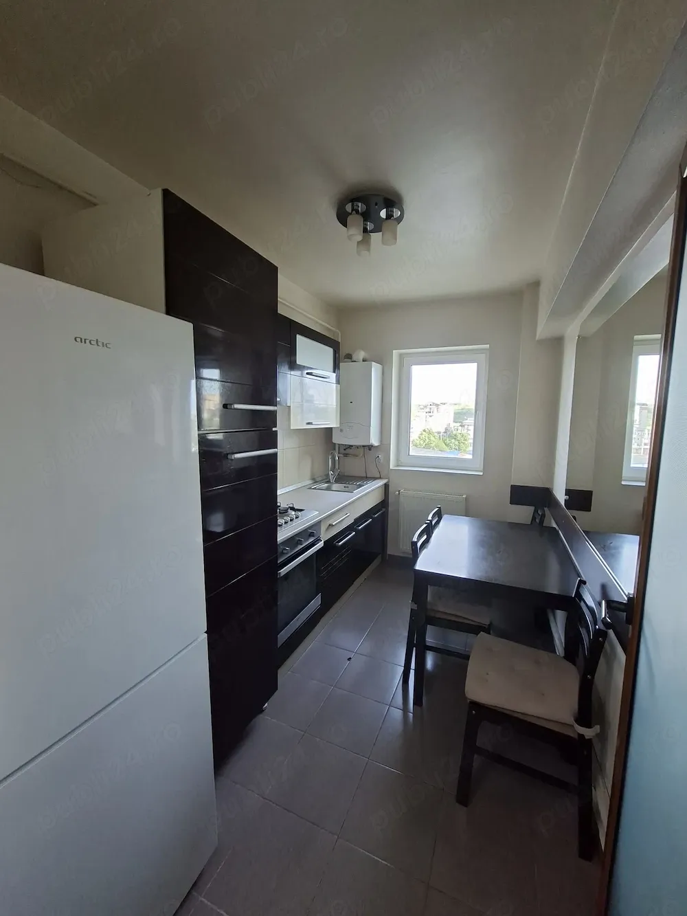 Inchiriez apartament 2 camere