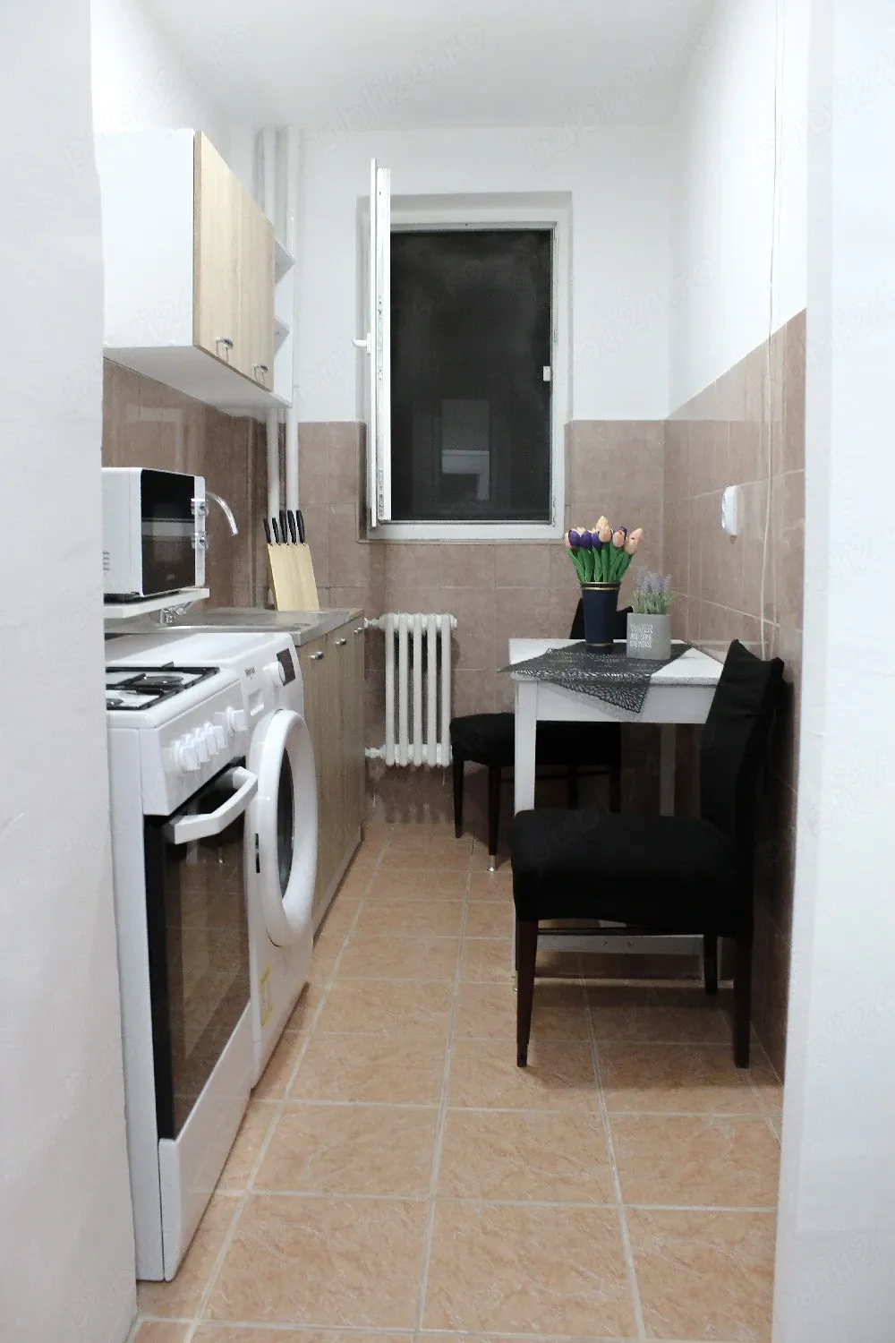 Apartament 2 camere de închiriat