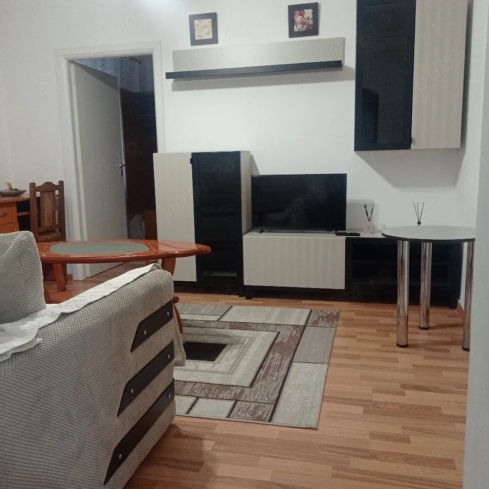 inchiriez apartament 2 camere