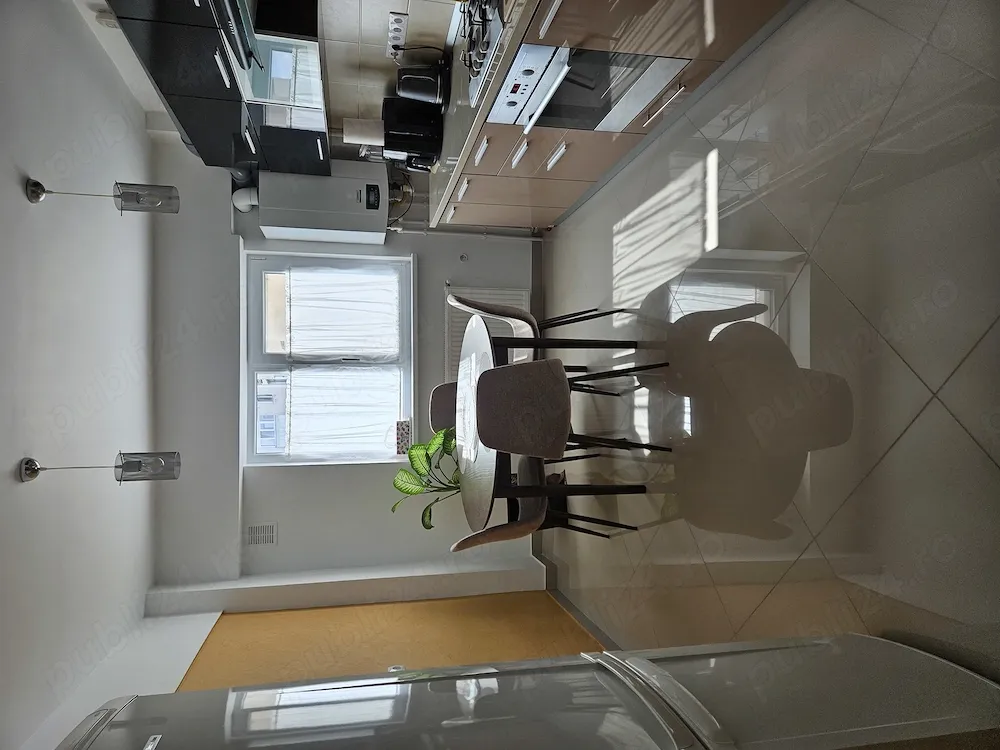 Vand apartament 3 camere - imagine 1