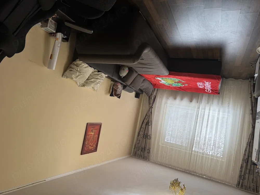 Apartament 2 camere Zona Sc nr 10,Rm Valcea - imagine 1