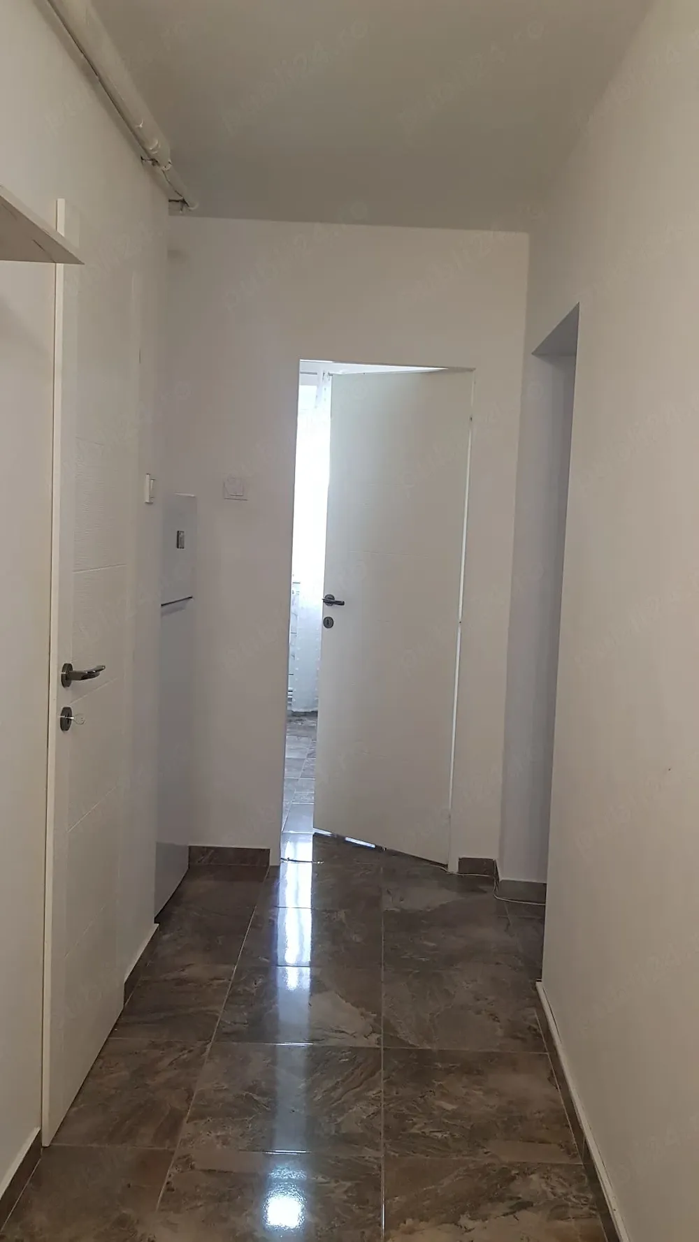 Inchiriere apartament 2 camere Central - imagine 1