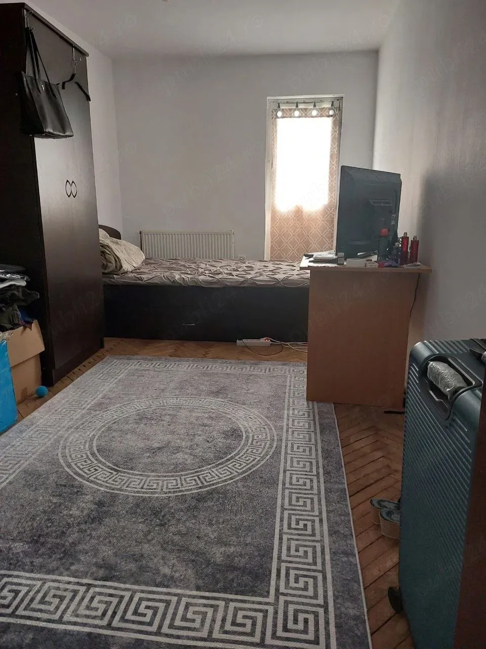 Vand Apartament Bloc Caramida,Razboieni,2 Camere Decomandat,Centrala Noua pe Cupru