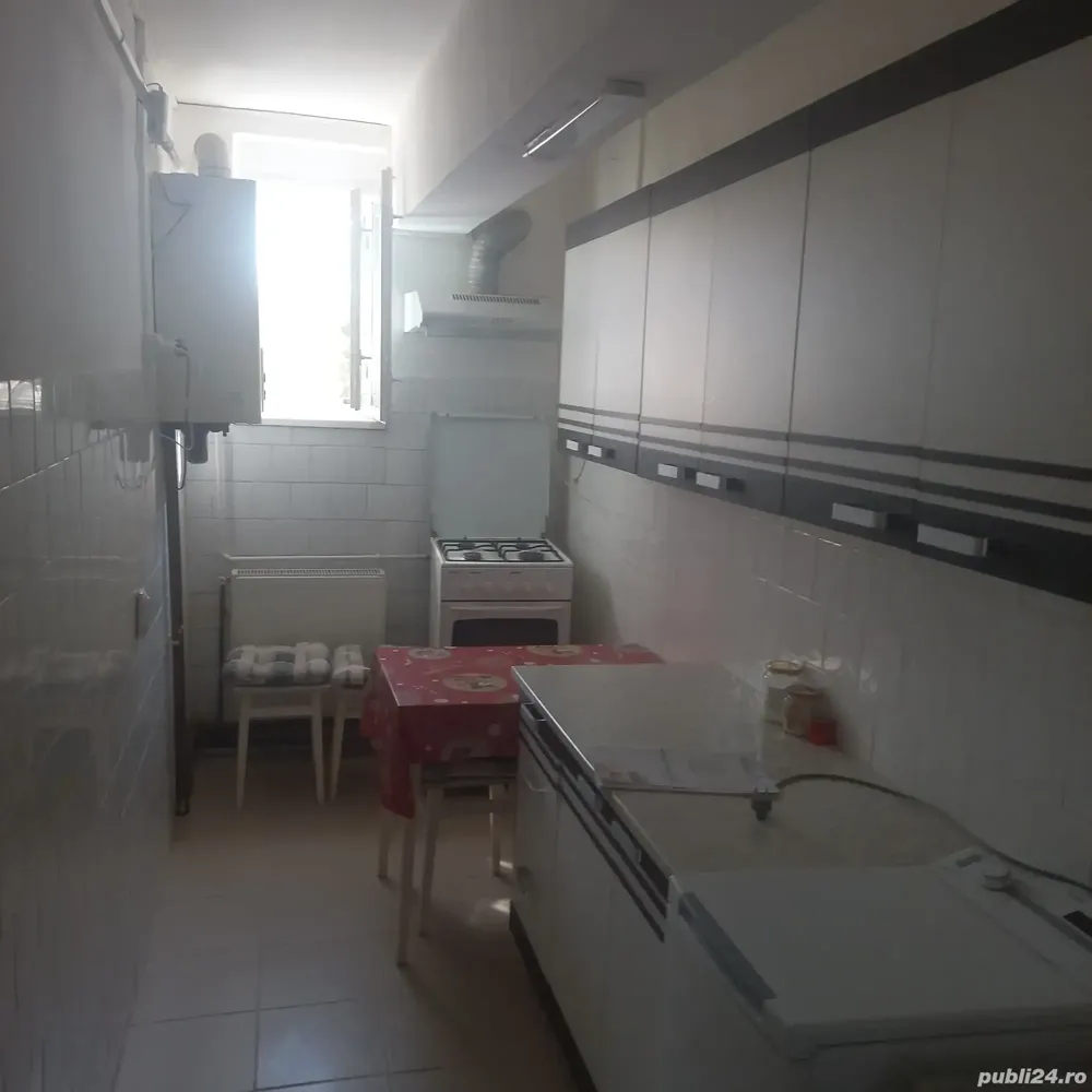 Apartament centru 2 camere decomandat - imagine 1