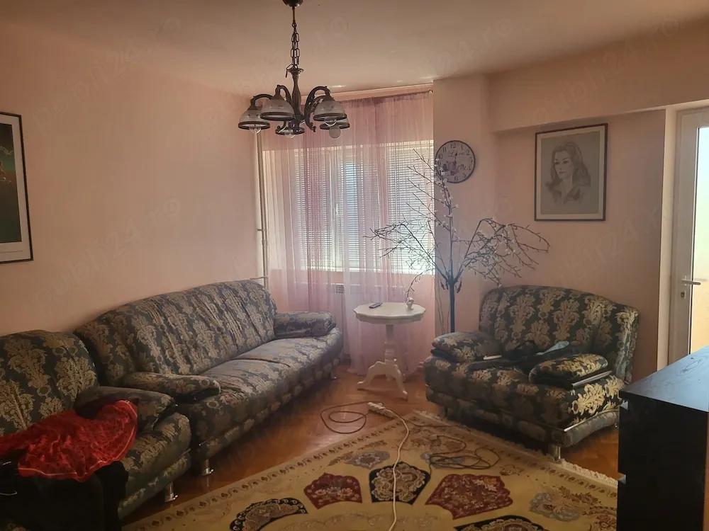 Apartament ultracentral Braila - imagine 1