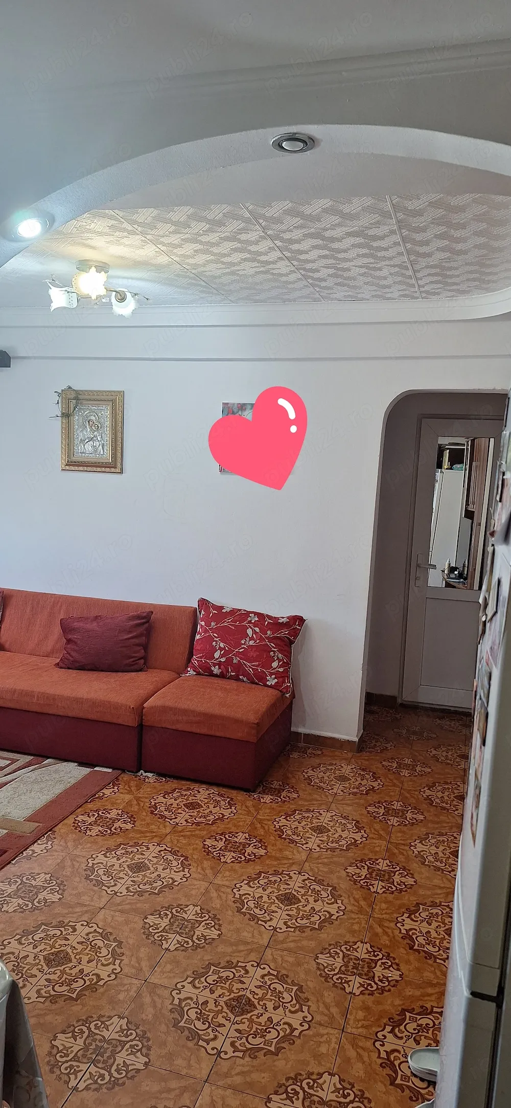 Vanzare apartament 3 camere - imagine 1