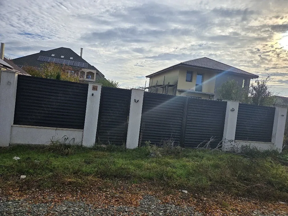 Cartier Minerva, strada Adjud 330m2 de vânzare