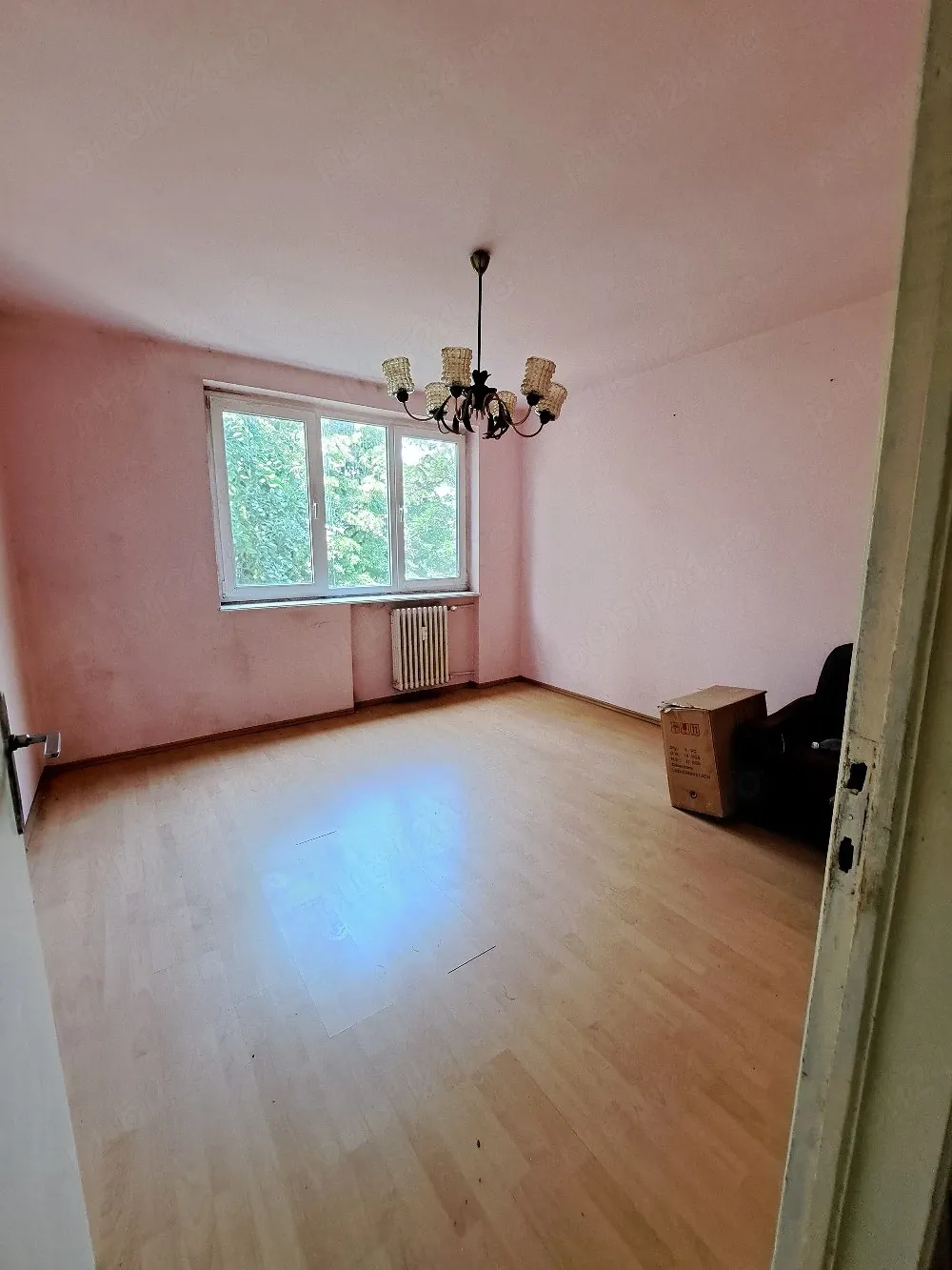 Apartament 3 camere, zona Podgoria, etaj 3