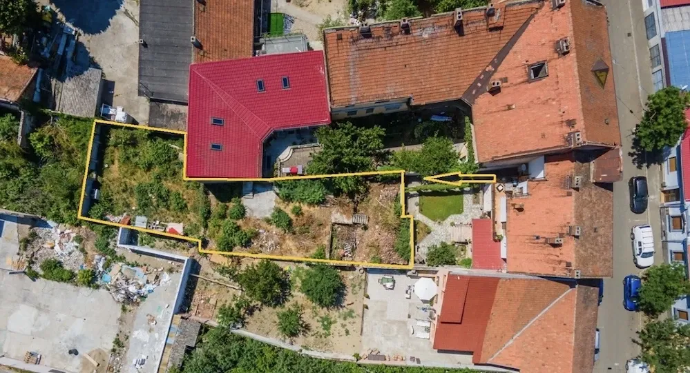 Vând teren cu fundație și demisol executate ULTRACENTRAL - imagine 1