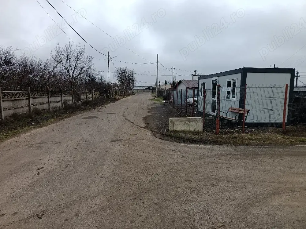 vând teren intravilan in comuna Posta Câlnău